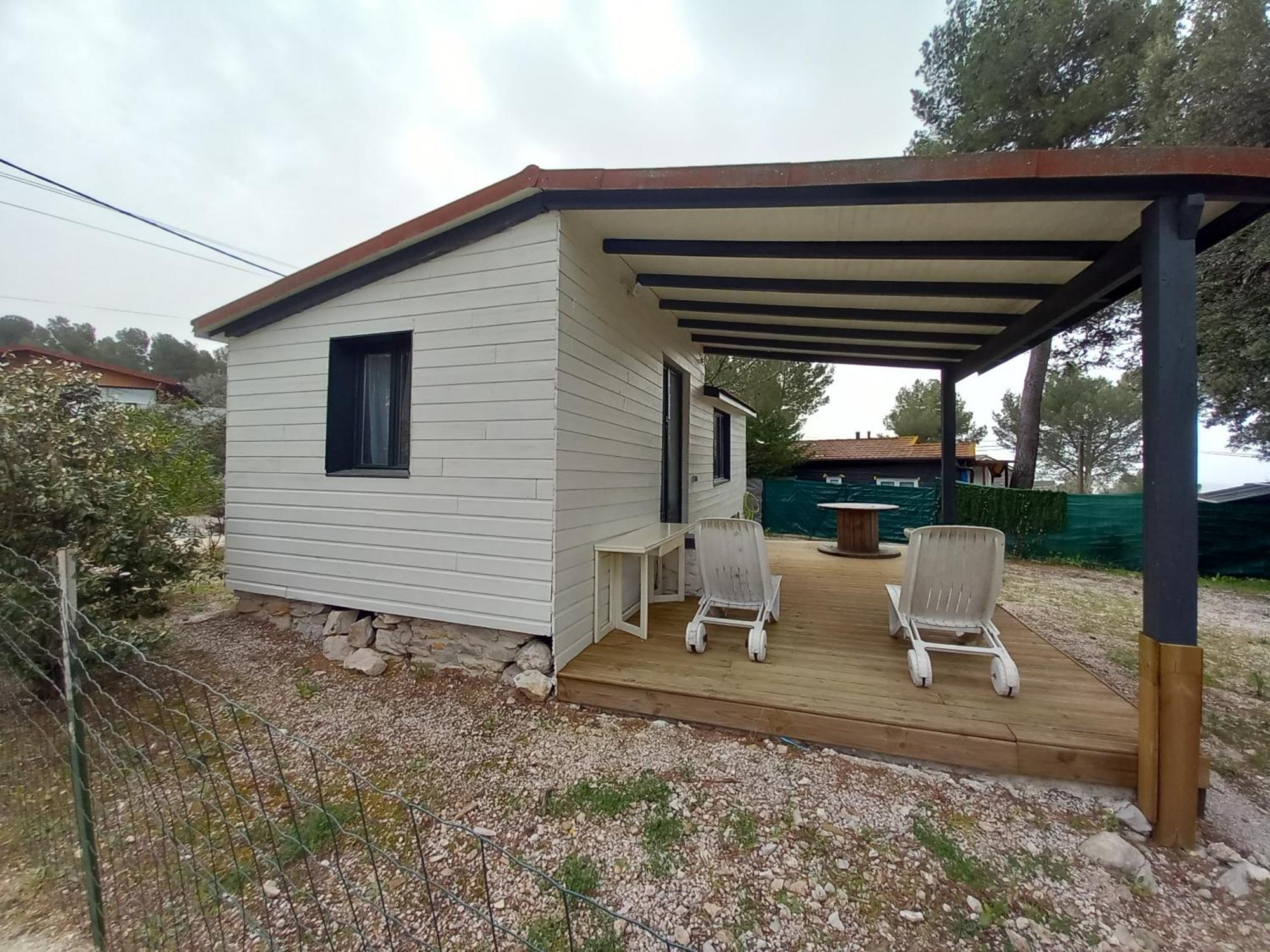 Mobilhome A Deux Pas Du Circuit Du Castellet Avec Terrasse Vue Mer Le Castellet (Var) Exterior foto